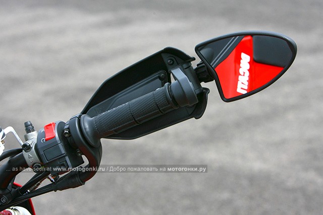 Зеркала - конек Ducati. Полный отстой